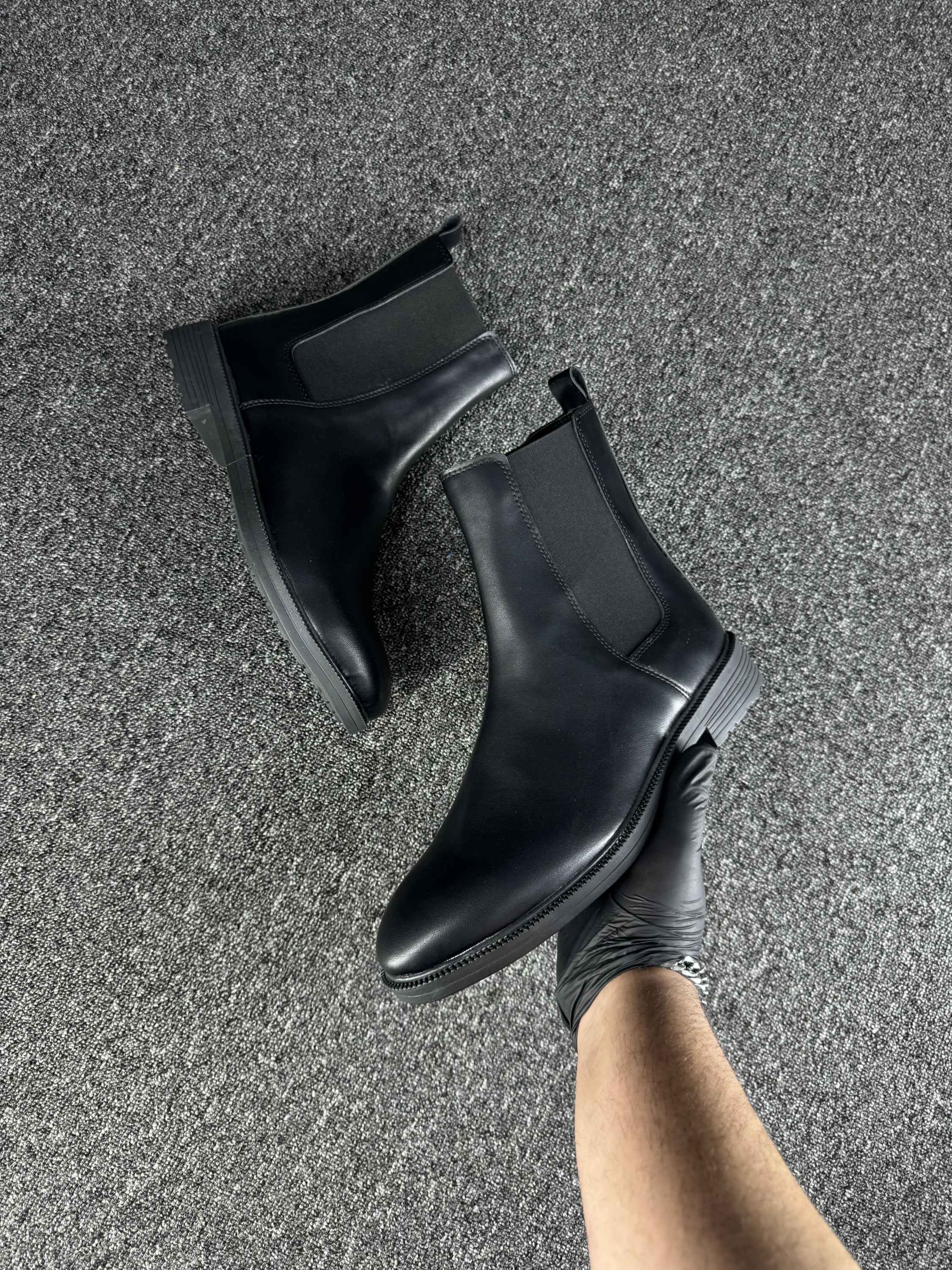 نیم بوت بغل کش چرم صنعتی کد1